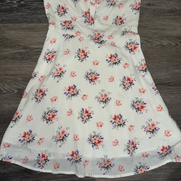 SOLD ON E - Picture 3 of 8